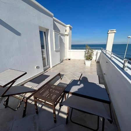 La Finestra Sul Mare Apartment Bari Exterior photo