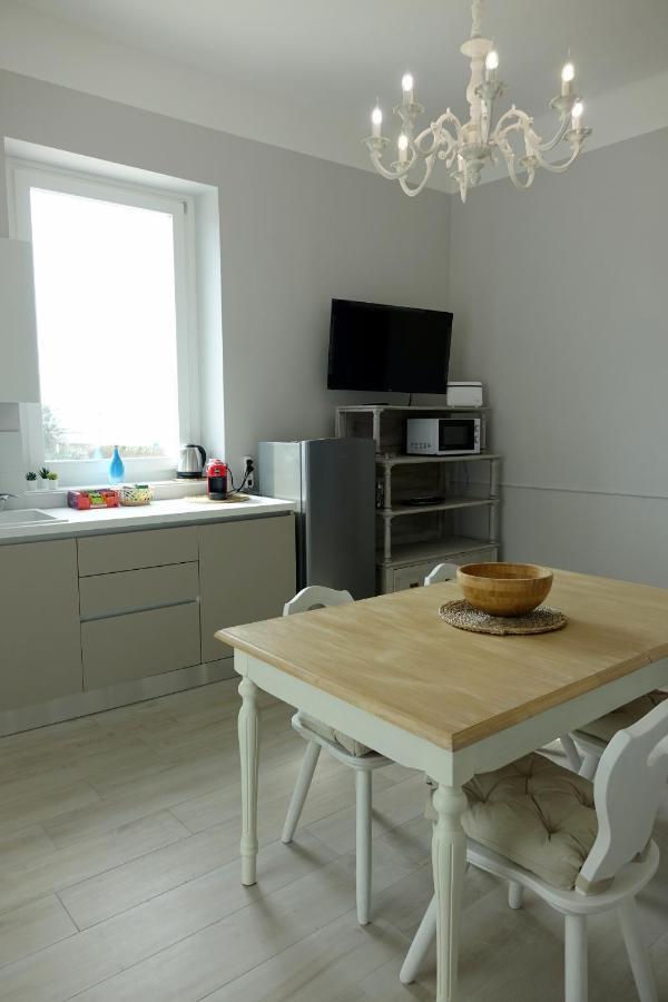 La Finestra Sul Mare Apartment Bari Exterior photo