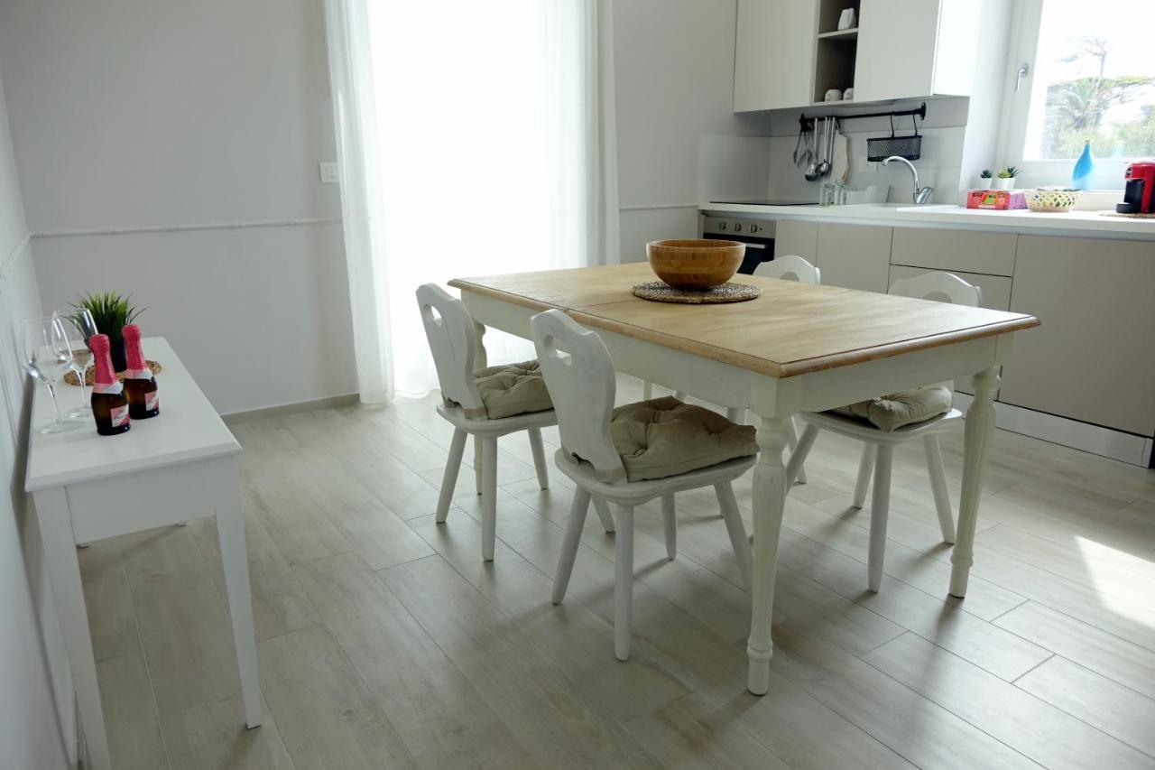 La Finestra Sul Mare Apartment Bari Exterior photo