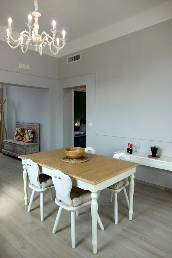 La Finestra Sul Mare Apartment Bari Exterior photo