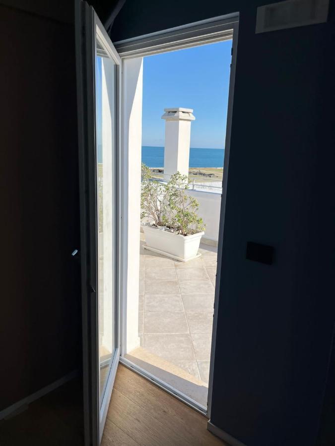 La Finestra Sul Mare Apartment Bari Exterior photo